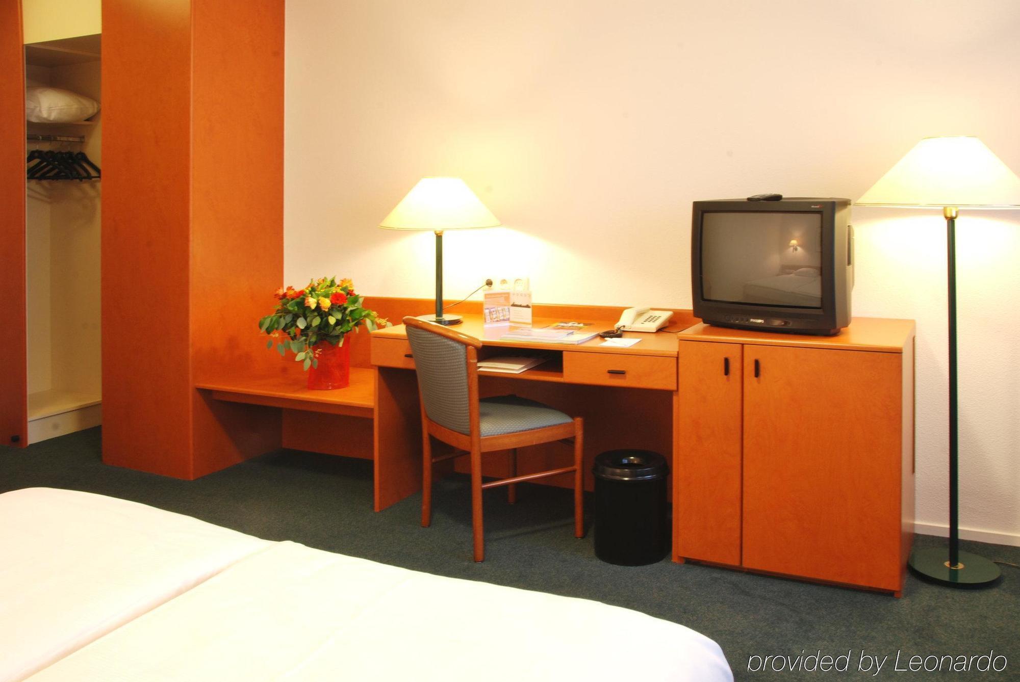Fletcher Landhotel Bosrijk Roermond Zimmer foto